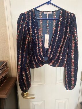 BCBGeneration Navy Floral Knot-Front Blouse with Long Sleeves size large.